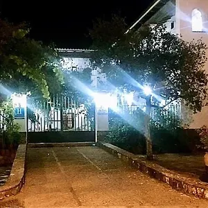 Cortijo Grullas Hotel Benalup - Casas Viejas