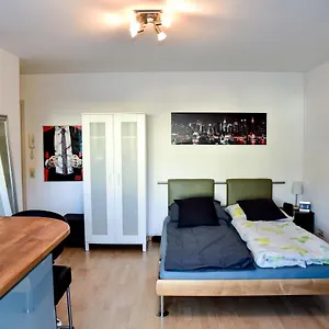 Mit Grossem Balkon Im Belgischen Viertel Apartment Köln