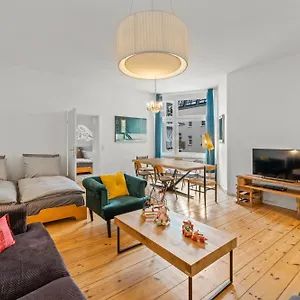Wilhelmshavener 3br In Downdown Moabit Apartamento Berlín