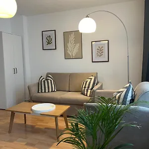 Schoene 2 In Apartment Lübeck